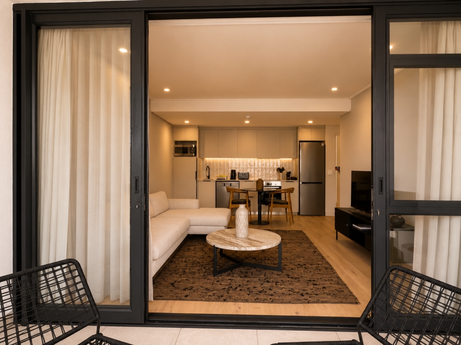 1 Bedroom Property for Sale in Sea Point Western Cape